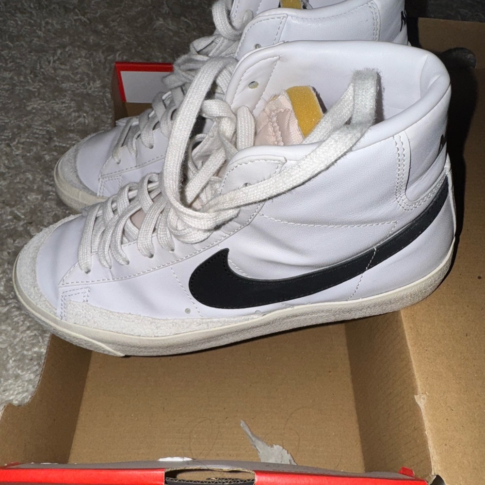 Nike Women’s High-Top White and Black Sneakers - Picture 3 of 5